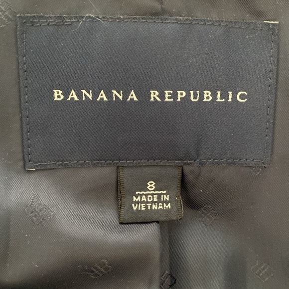 Banana Republic classic navy blazer - Picture 7 of 9